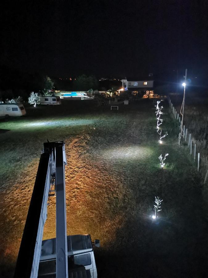 Tatum inny Pula Bagian luar foto